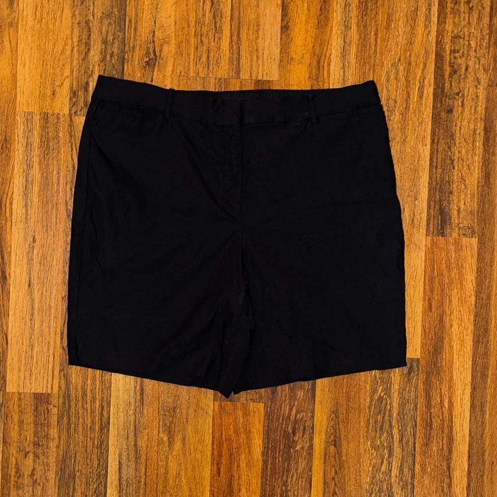 Lane Bryant Womens Plus Size 22 Black Stretch Flat Front Shorts Elastic Waist